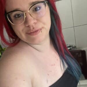 Coloration Cheveux Rouge Vampire's Kiss - Manic Panic photo review