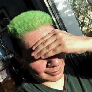 Coloration Cheveux Vert Electric Lizard UV - Manic Panic photo review